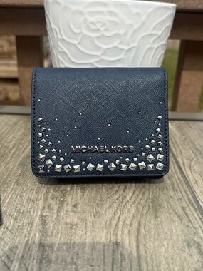 EUC Michael Kors Navy Leather Studded Compact Card Holder Wallet